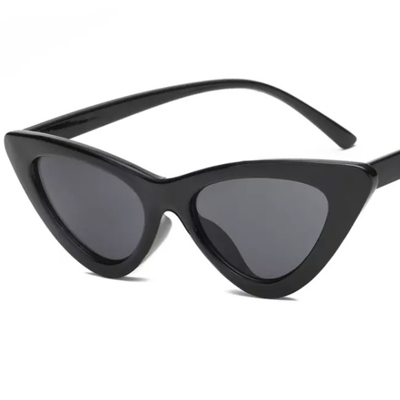 Retro Slim Cat Eye Sunglasses - Picture 3 of 7
